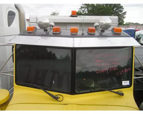 PETERBILT 357 CAB CLIP
