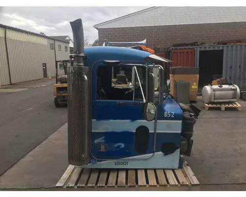 PETERBILT 357 Cab