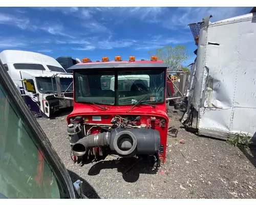 PETERBILT 357 Cab