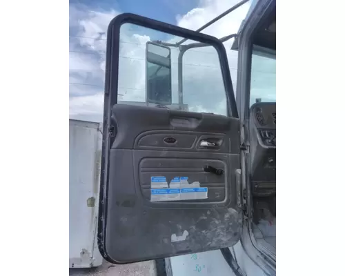 PETERBILT 357 DOOR ASSEMBLY, FRONT