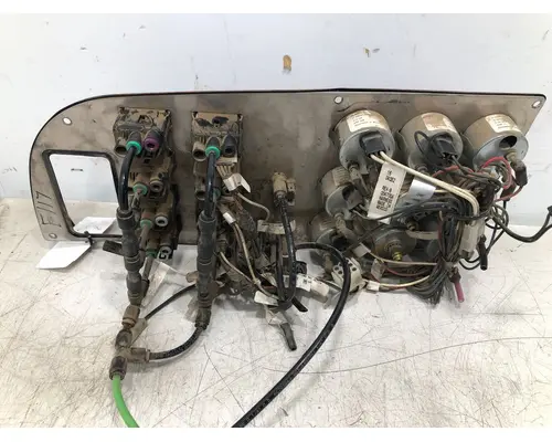 PETERBILT 357 Dash  Console Switch