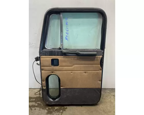 PETERBILT 357 Door Assembly, Front