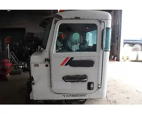 PETERBILT 357 Door Assembly, Front