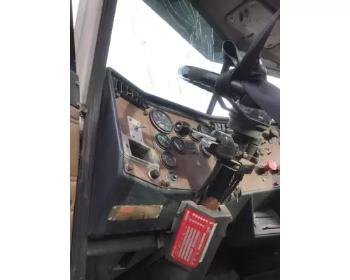 PETERBILT 357 GAUGE CLUSTER