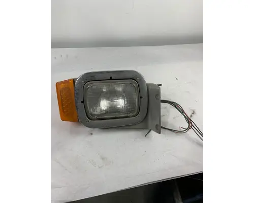 PETERBILT 357 HEADLAMP