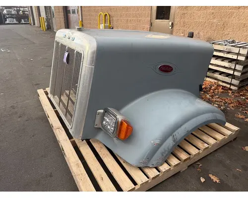 PETERBILT 357 Hood