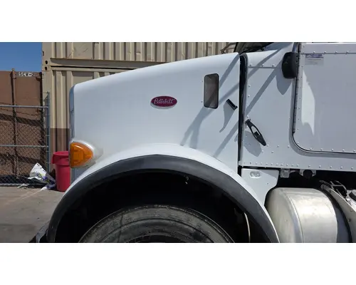 PETERBILT 357 Hood