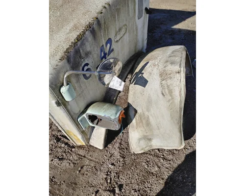 PETERBILT 357 Hood