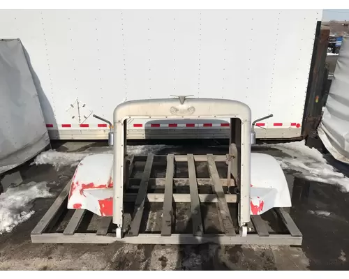 PETERBILT 357 Hood