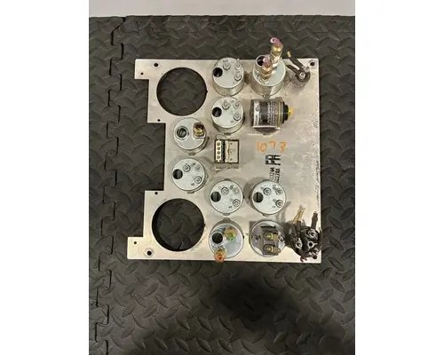 PETERBILT 357 Instrument Cluster