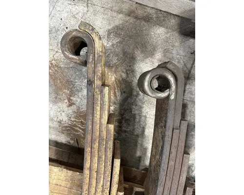 PETERBILT 357 Leaf Spring, Front