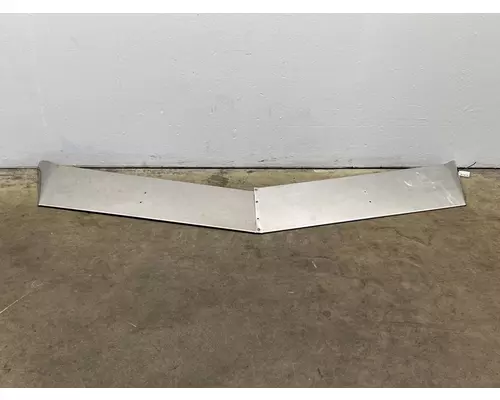 PETERBILT 357 Sun Visor (External)