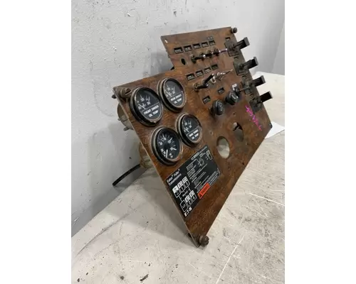 PETERBILT 357 Switch Panel