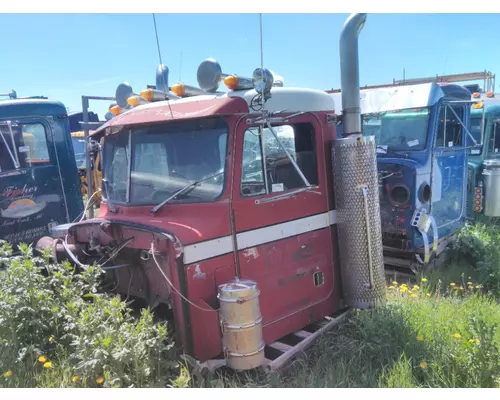 PETERBILT 359 CAB