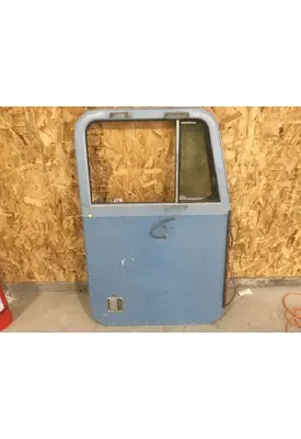 PETERBILT 359 DOOR-FRONT