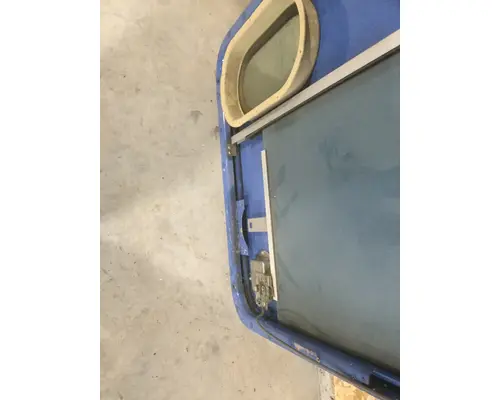 PETERBILT 359 DOOR-FRONT