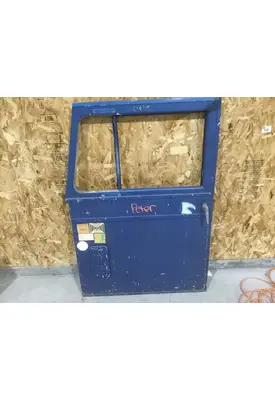 PETERBILT 359 DOOR-FRONT