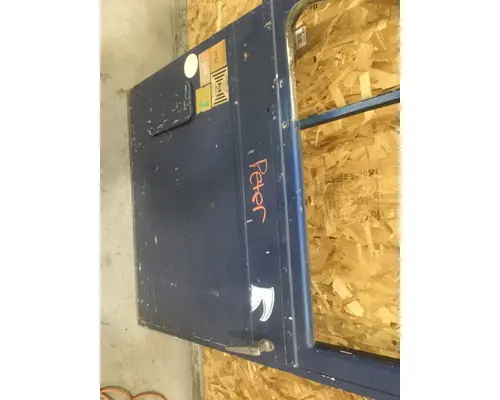 PETERBILT 359 DOOR-FRONT