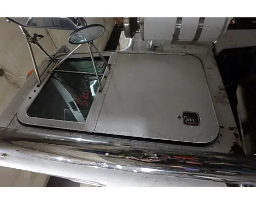 PETERBILT 359 Door Assembly, Front