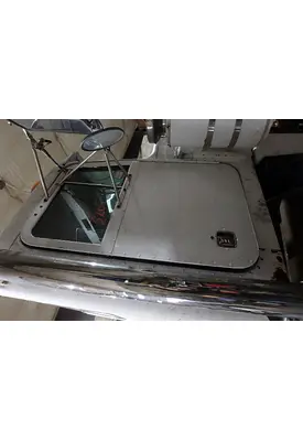 PETERBILT 359 Door Assembly, Front