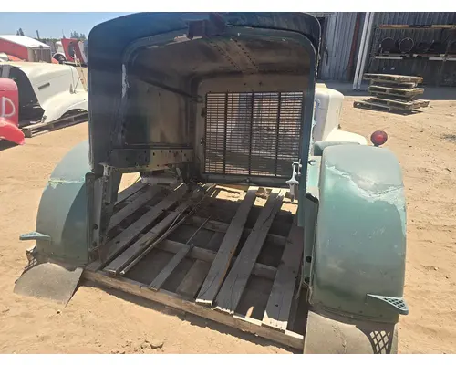 PETERBILT 359 Hood