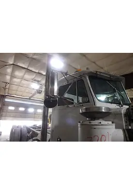 PETERBILT 359 Side View Mirror