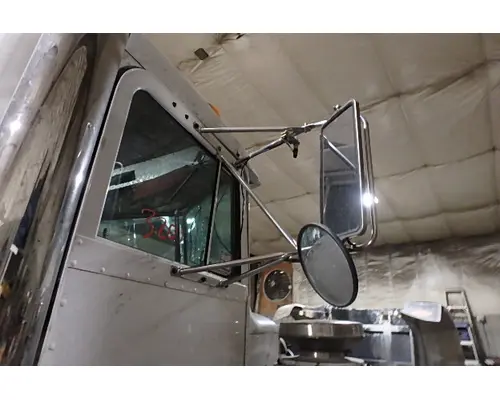 PETERBILT 359 Side View Mirror
