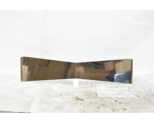 PETERBILT 359 Sun Visor (External)