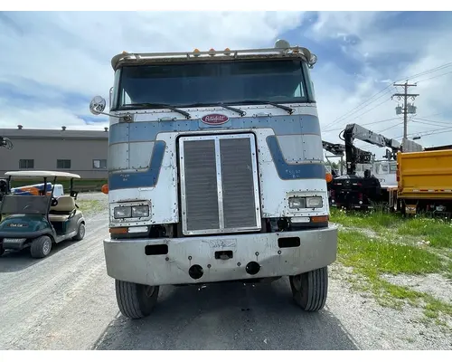 PETERBILT 362 Cab