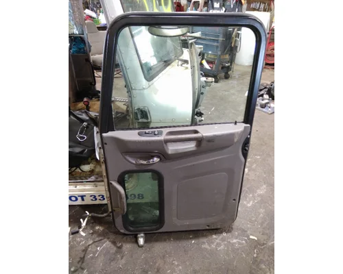 PETERBILT 365 2006-2025 DOOR ASSEMBLY, FRONT