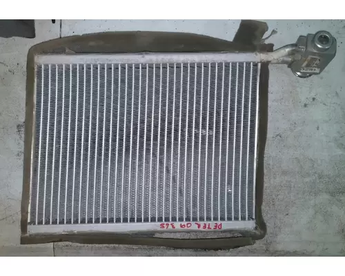 PETERBILT 365 Air Conditioner Evaporator