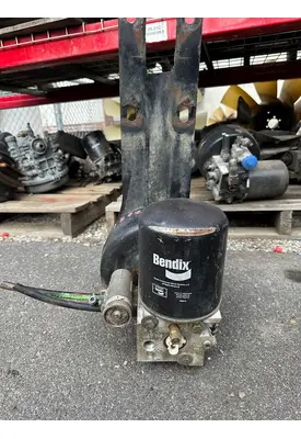 PETERBILT 365 Air Dryer