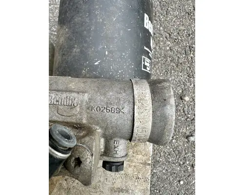 PETERBILT 365 Air Dryer