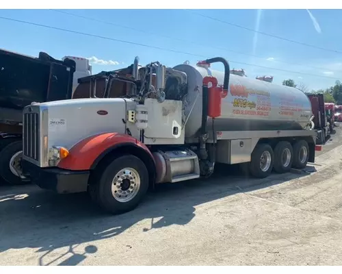 PETERBILT 365 Axle Beam (Front)