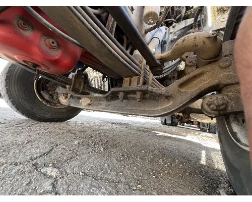 PETERBILT 365 Axle Beam (Front)