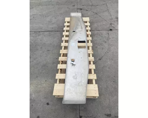 PETERBILT 365 Bumper Assembly, Front