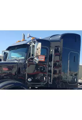 PETERBILT 365 Cab