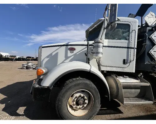 PETERBILT 365 Cab