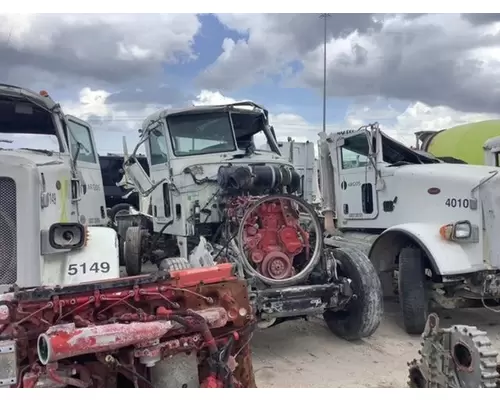 PETERBILT 365 Cab