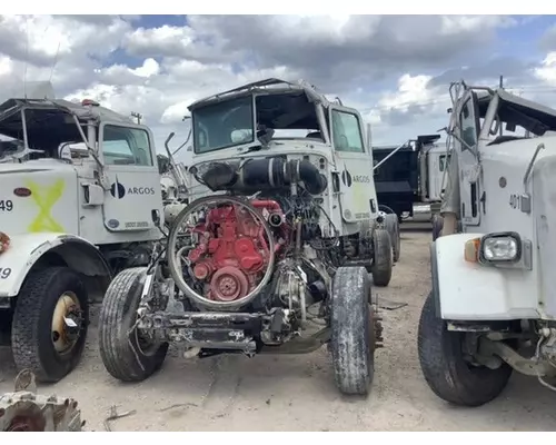 PETERBILT 365 Cab