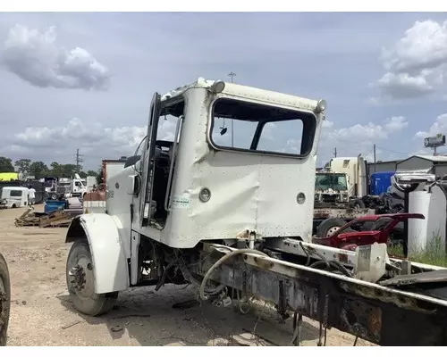 PETERBILT 365 Cab