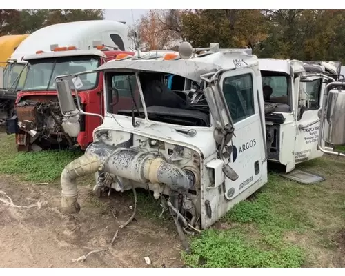 PETERBILT 365 Cab