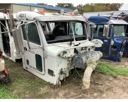 PETERBILT 365 Cab