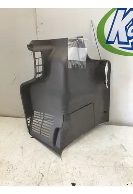 PETERBILT 365 Cowl
