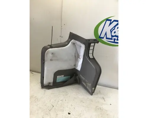PETERBILT 365 Cowl