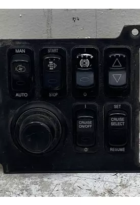 PETERBILT 365 Dash / Console Switch