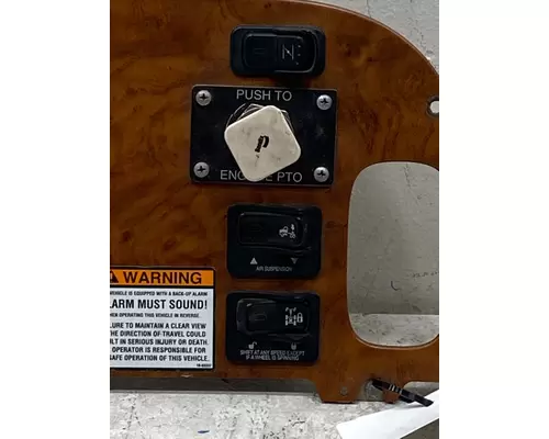 PETERBILT 365 Dash  Console Switch