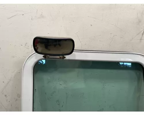 PETERBILT 365 Door Assembly, Front