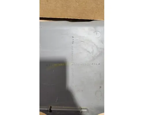 PETERBILT 365 Door Panel (Trim)