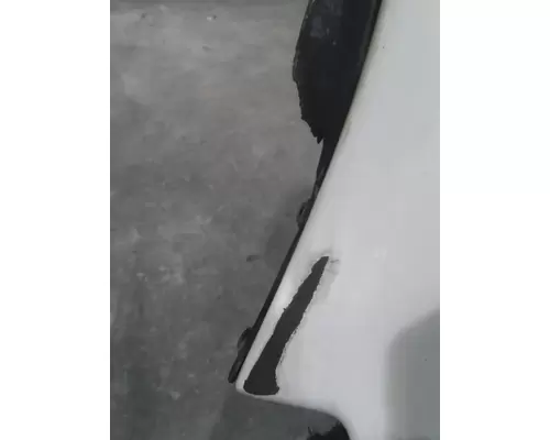 PETERBILT 365 FENDER EXTENSION
